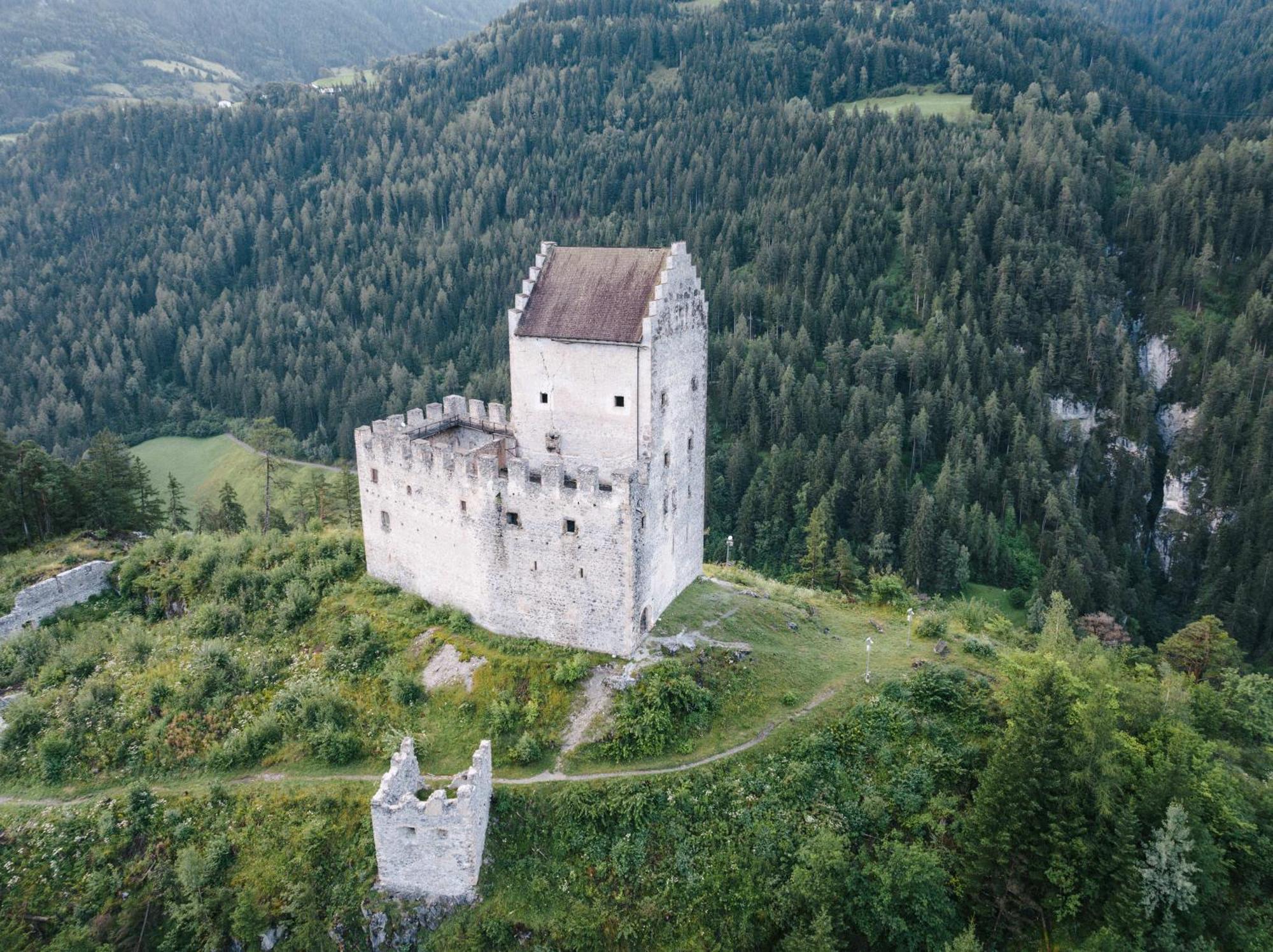 Klostergut Kronburg Zams Exteriér fotografie
