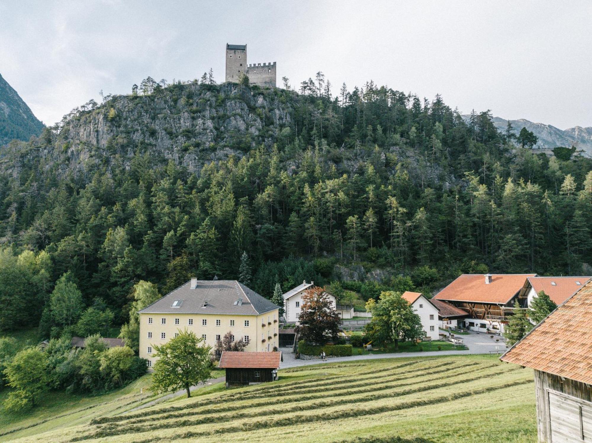 Klostergut Kronburg Zams Exteriér fotografie